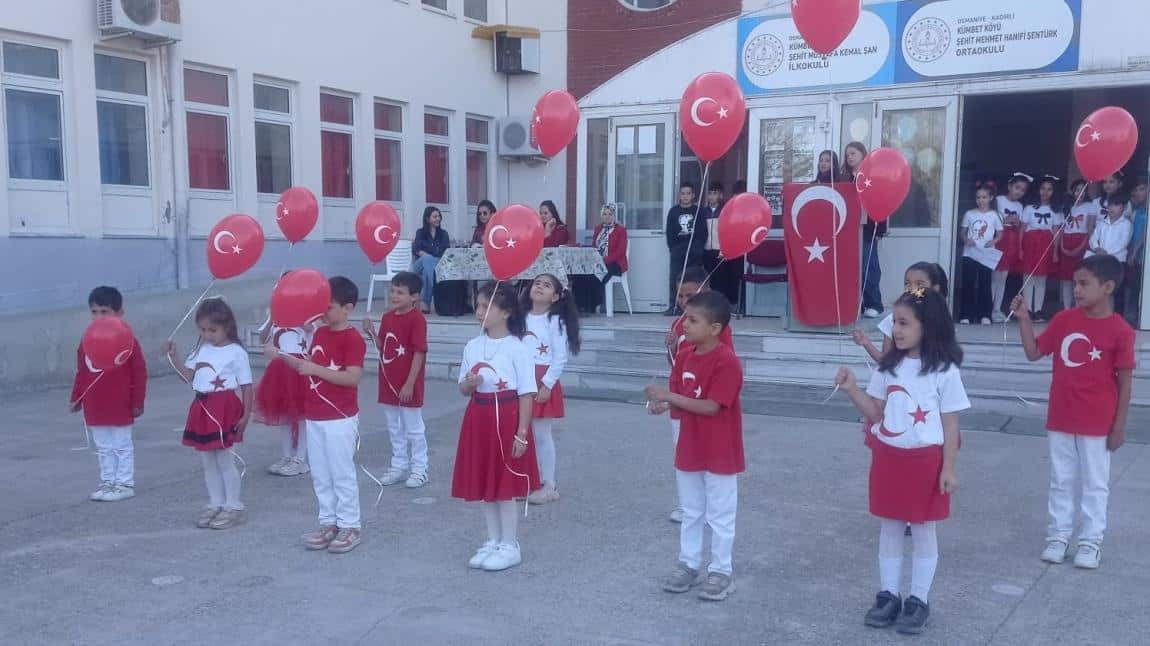 OKULUMUZDA 29 EKİM CUMHURİYET BAYRAMI BÜYÜK BİR COŞKUYLA KUTLANDI